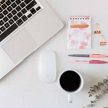 开云体育vip-勇士快攻打出节奏击败灰熊，勇士打法